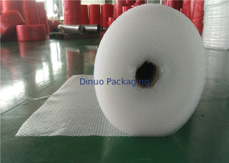 Bolla antiurto bianca che imballa Rolls, bolla di aria che attenua involucro Rolls