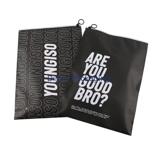 Logo stampato su misura CPE Plastic Slider Zipper Bags For Clothing Underwear T-Shirt Packaging