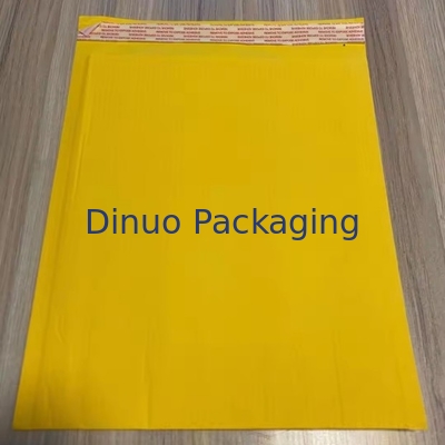 Copertine di carta kraft con bolle di posta