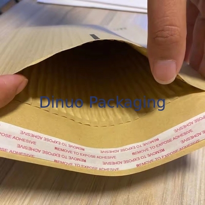 Copertine di carta kraft con bolle di posta