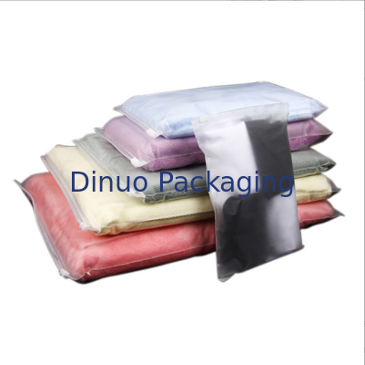 CPE PE sacchetto trasparente di plastica ghiacciata con zip con prestazioni riciclabili e antipolvere