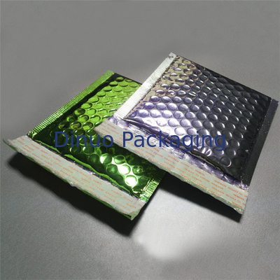 La multi abitudine colorata della borsa del bollettino della bolla ha riempito il #C di Envelopes145x210mm