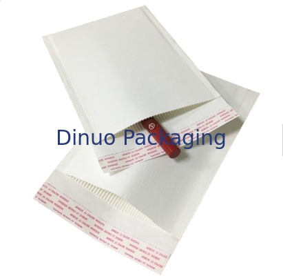 buste di spedizione riempite bollettino ondulate 110*130mm del nastro adesivo dei sacchi di carta